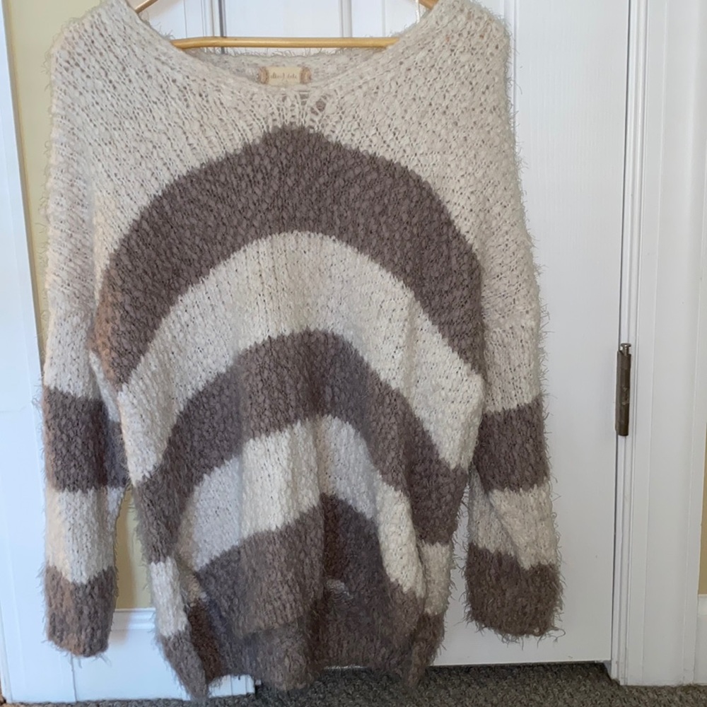 beautiful Altar’d State Sweater